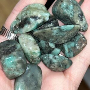 Emerald Tumble Stone