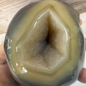 Agate Skull Carving - Image 5