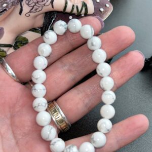 Howlite Bead Bracelet