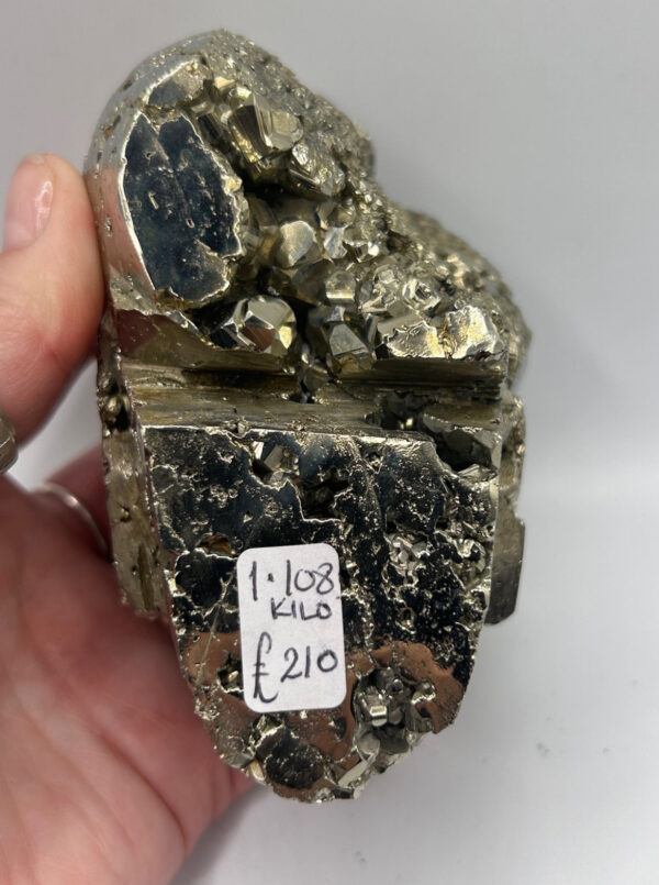 Pyrite Skull - Image 11