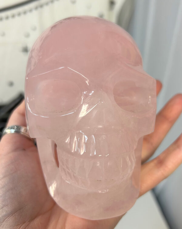 Rose Quartz Skull - Image 3