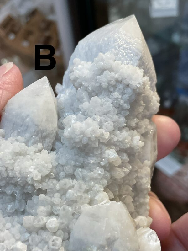 Mongolian ‘Candle’ Quartz - Image 15