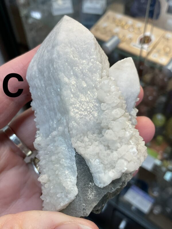 Mongolian ‘Candle’ Quartz - Image 22