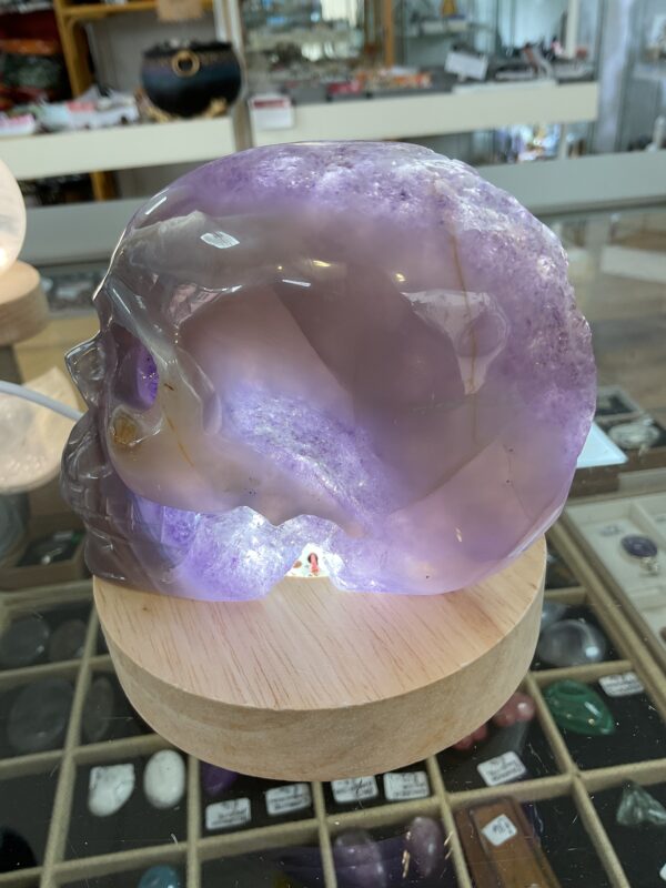 Amethyst and Agate Skull Carving - Image 11