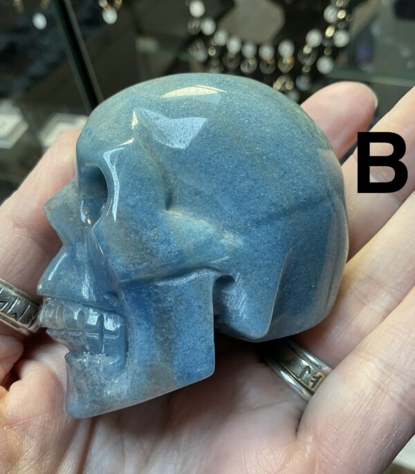Trolleite Skull - Image 8