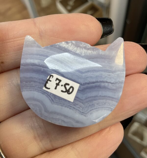 Blue Lace Agate Cat Head Carving - Image 3