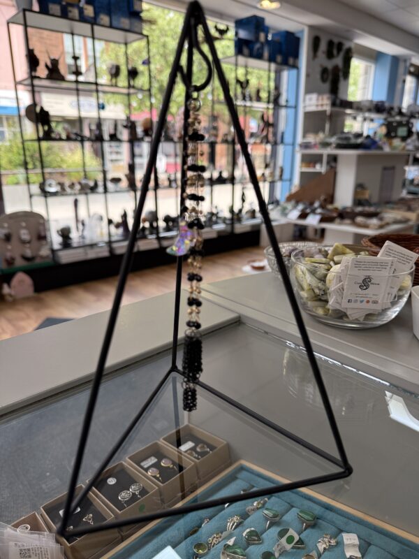 Pyramid Net Sphere Holder~ Black - Image 3