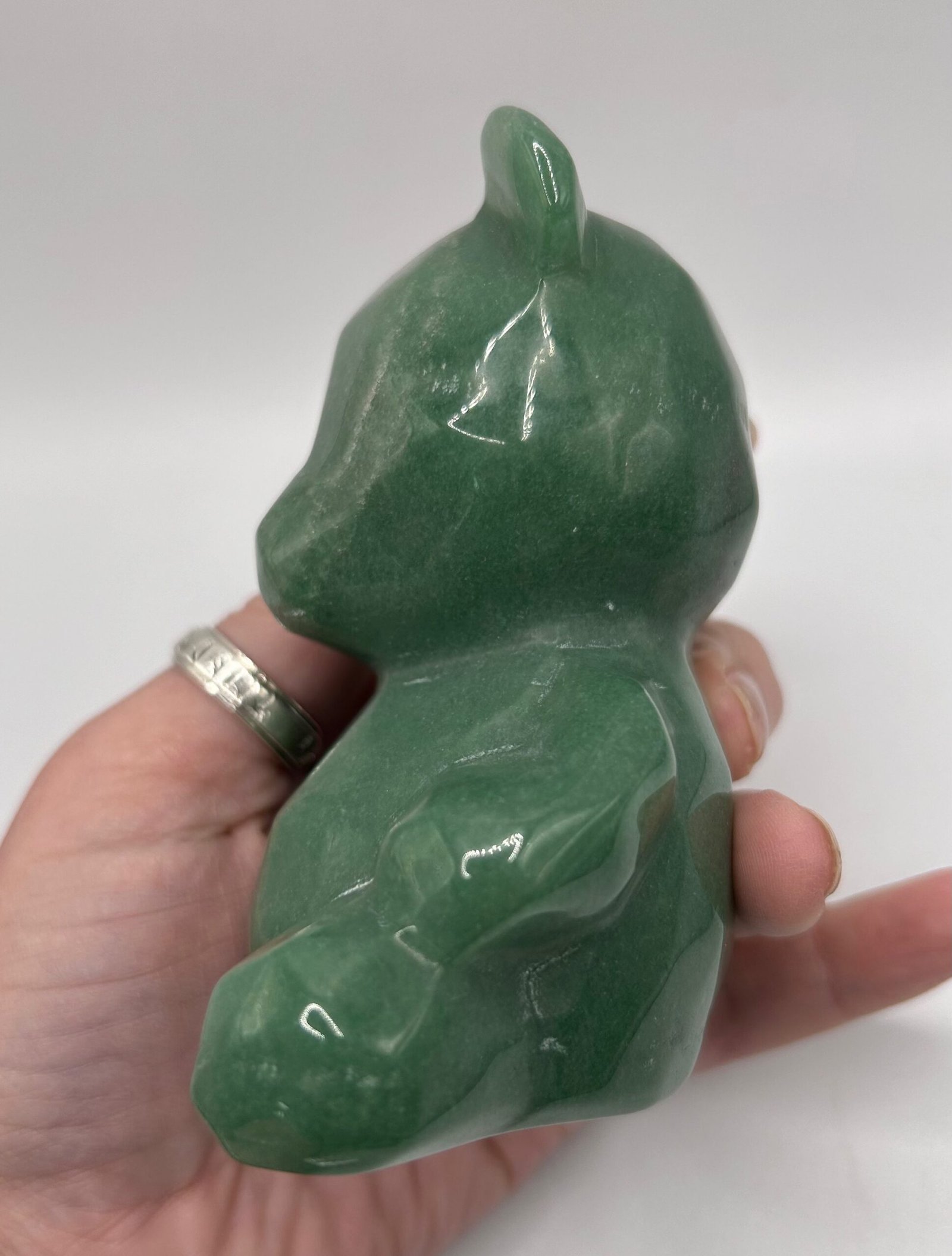 Green Aventurine Geometric Bear Carving - Image 4