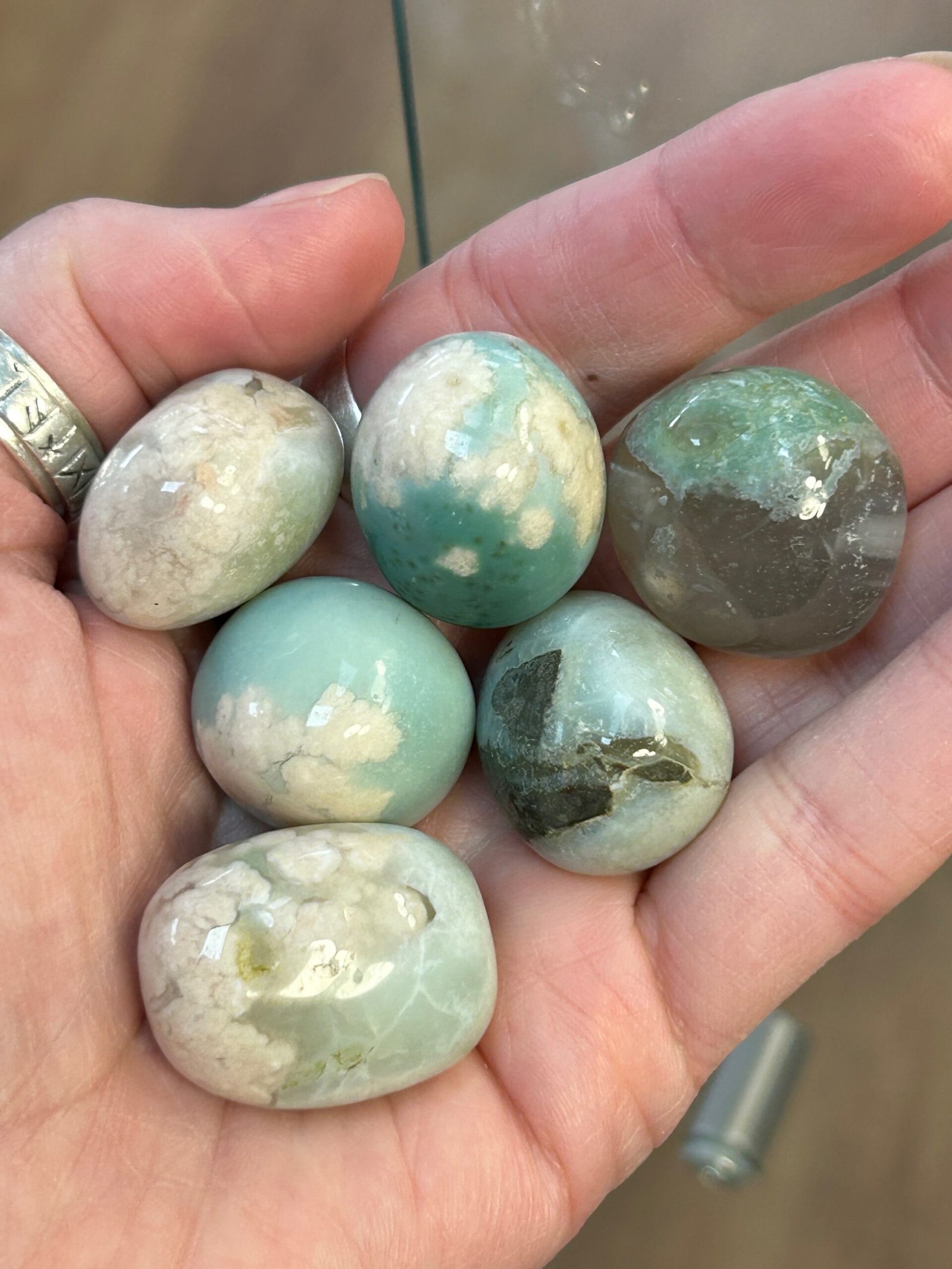 Blue Flower Agate Tumble - Image 2