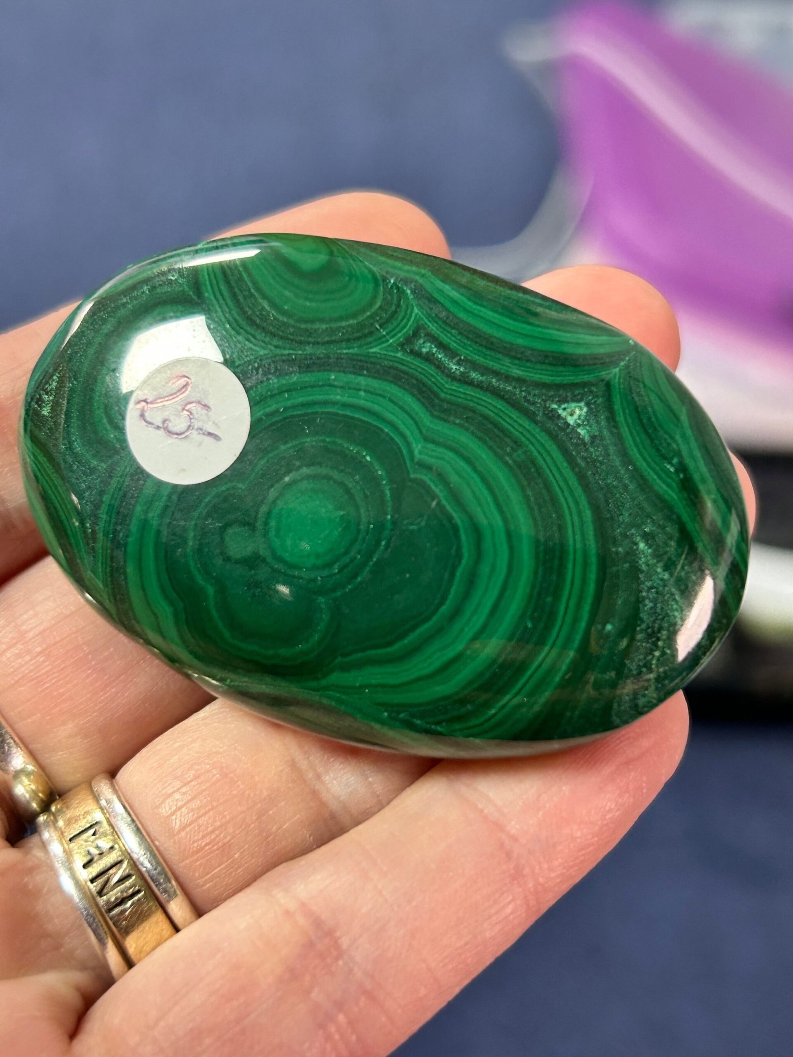 Malachite Palm Stone - Image 4