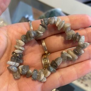 Labradorite Chip Stone Bracelet