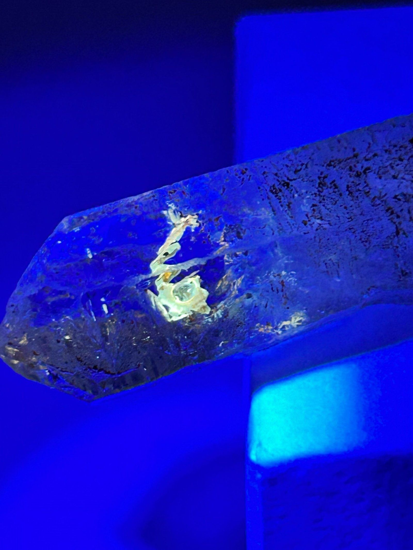 Petroleum Quartz - Image 3