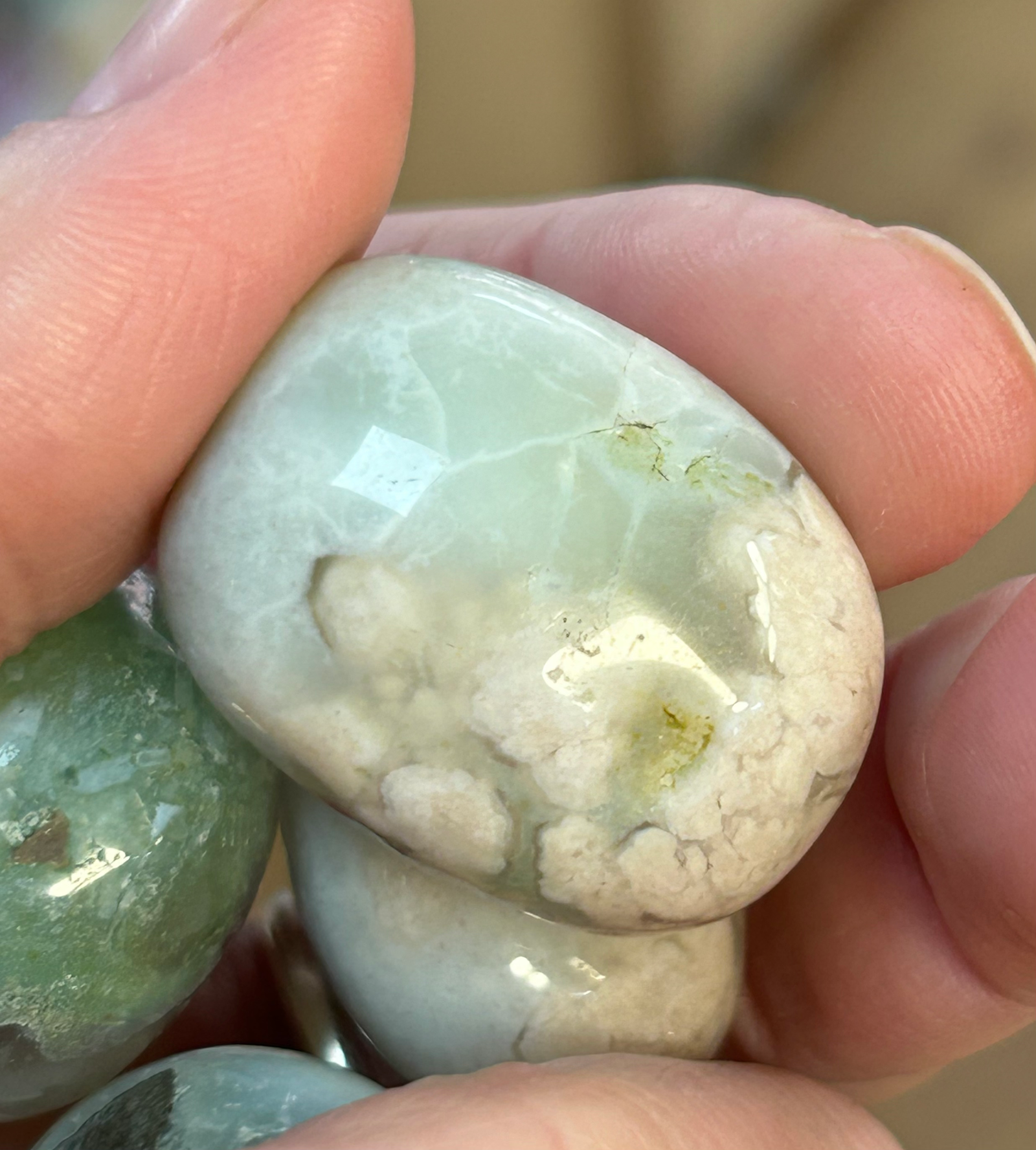 Blue Flower Agate Tumble - Image 3