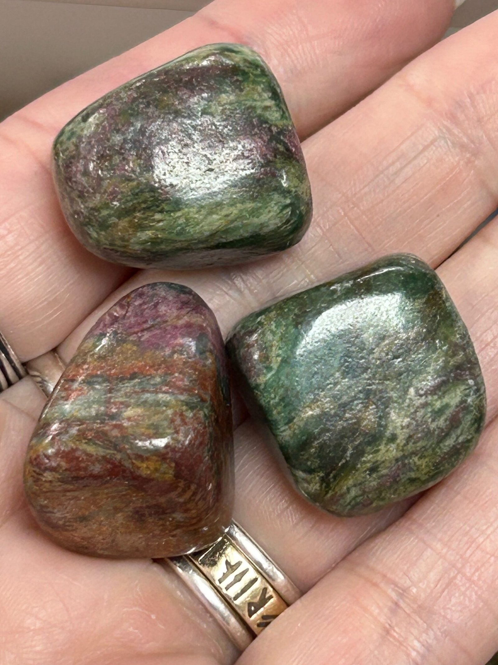 Ruby in Fucshite Tumble Stone - Image 2