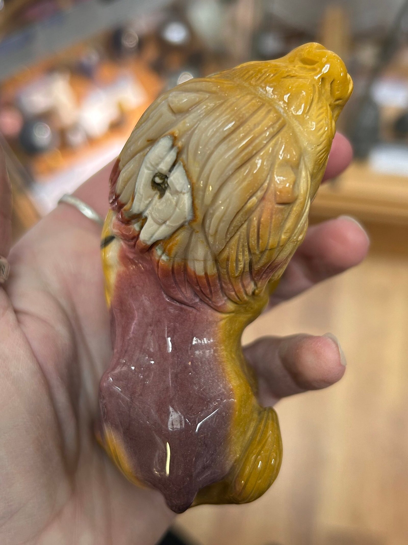 Mookaite Jasper Lion Carving - Image 3