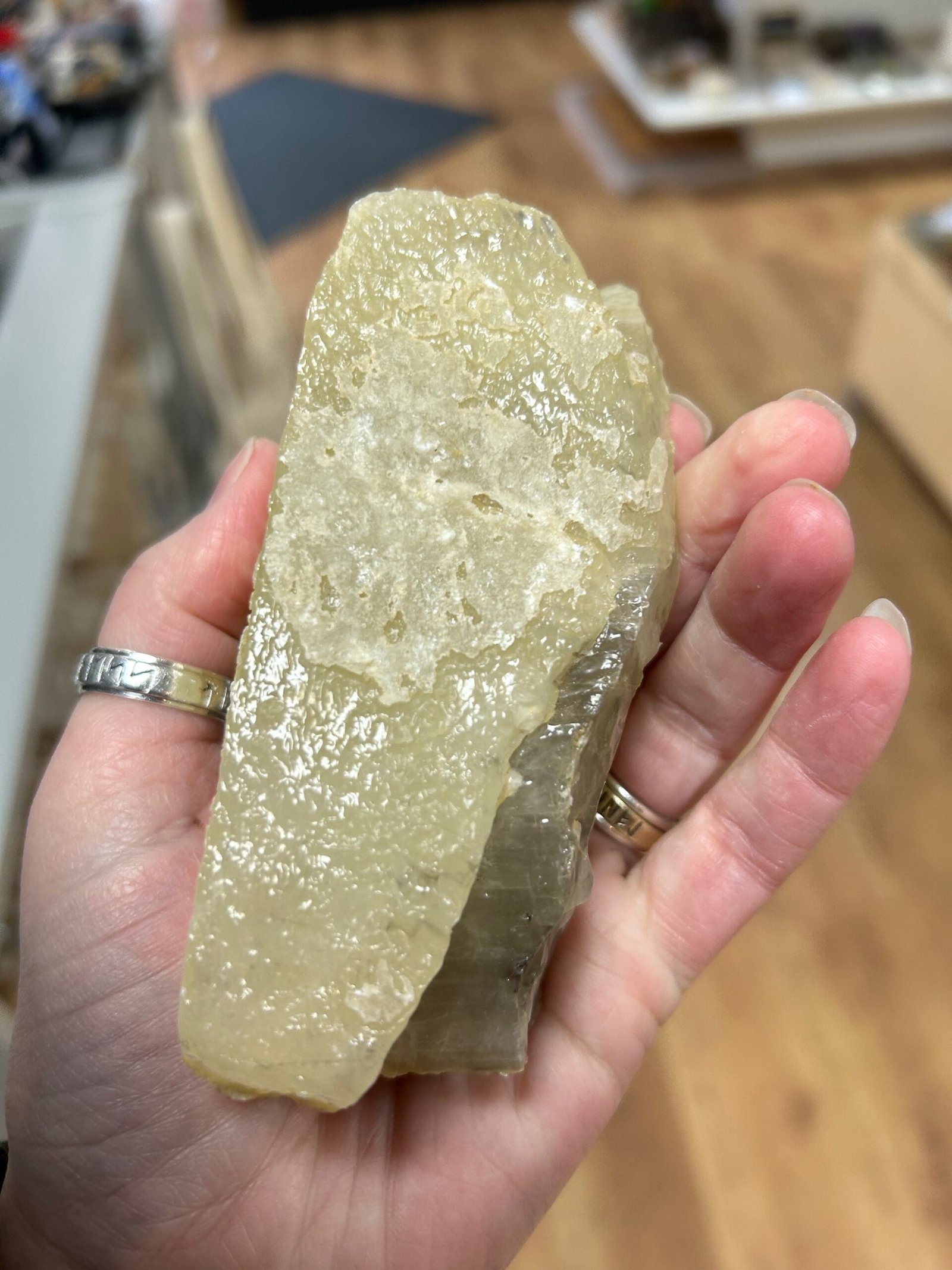 Dogs Tooth Calcite - Image 4