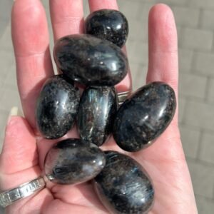 Arfvedsonite Tumblestone