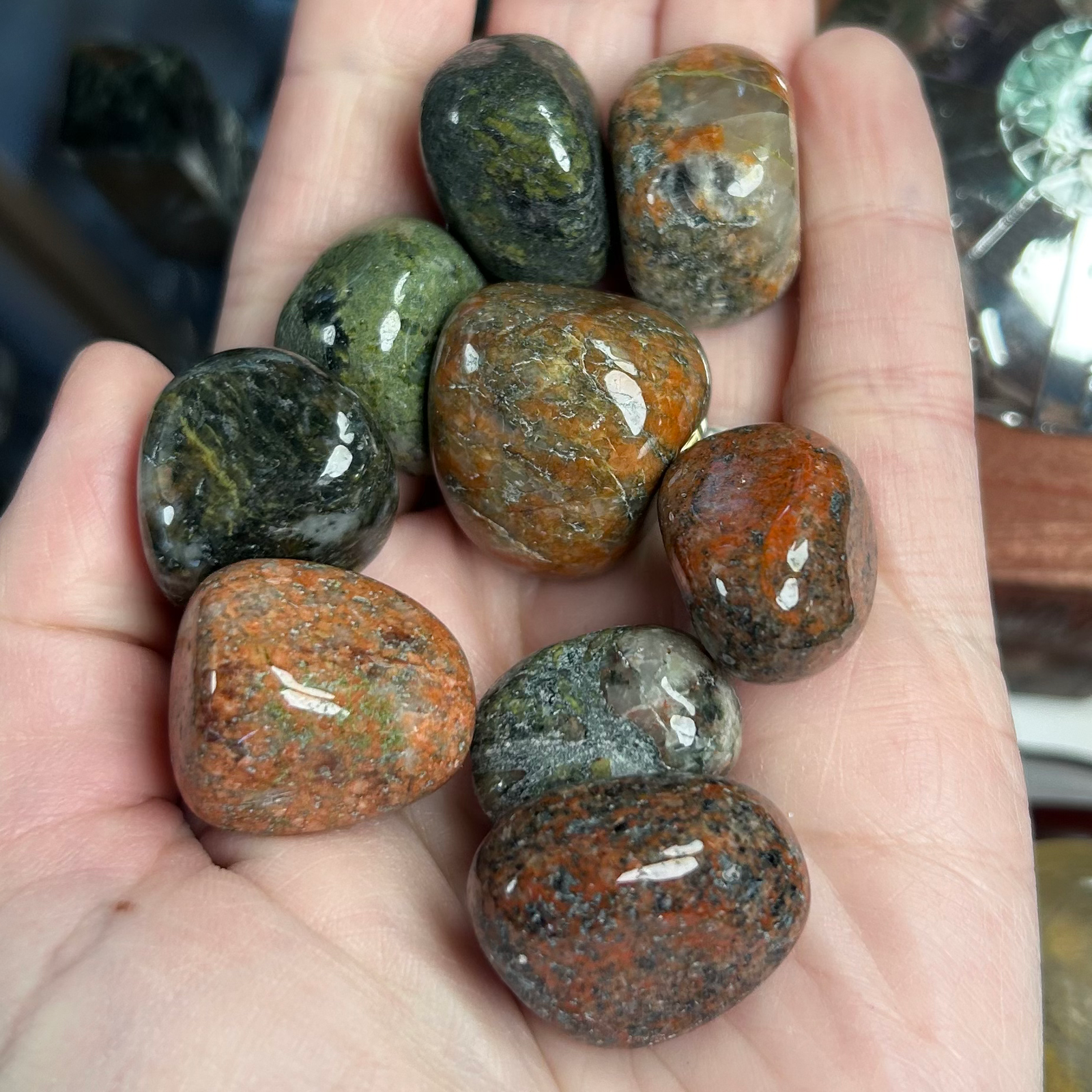 Scottish Lewisian Gnesiss tumble stone - Image 2