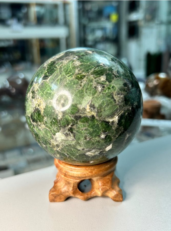 Diopside Sphere - Image 3