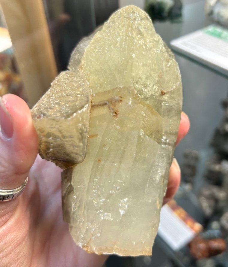 Dogs Tooth Calcite - Image 6