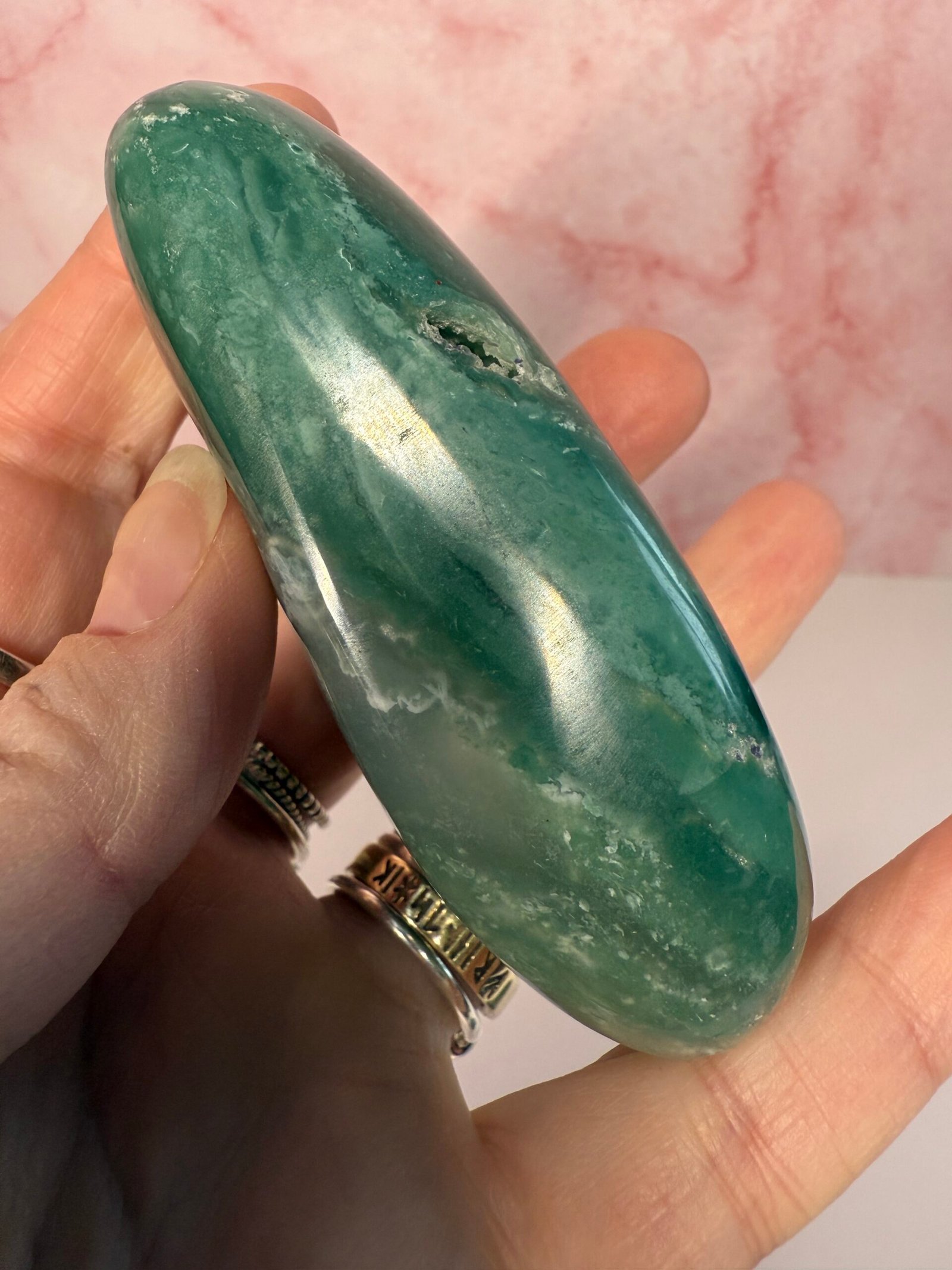 Mtorolite Chrome Chalcedony Freeform Palm Stone - Image 3