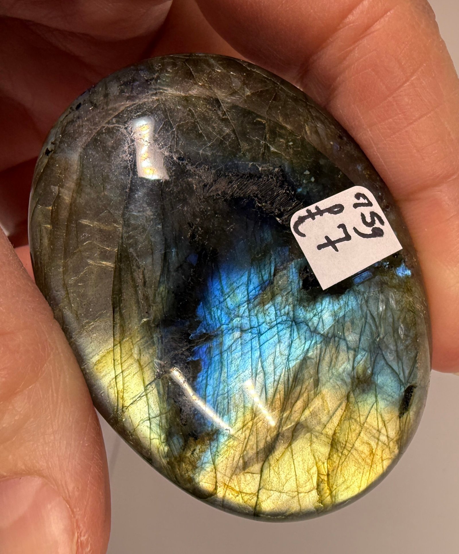 Labradorite Palm Stone - Image 3