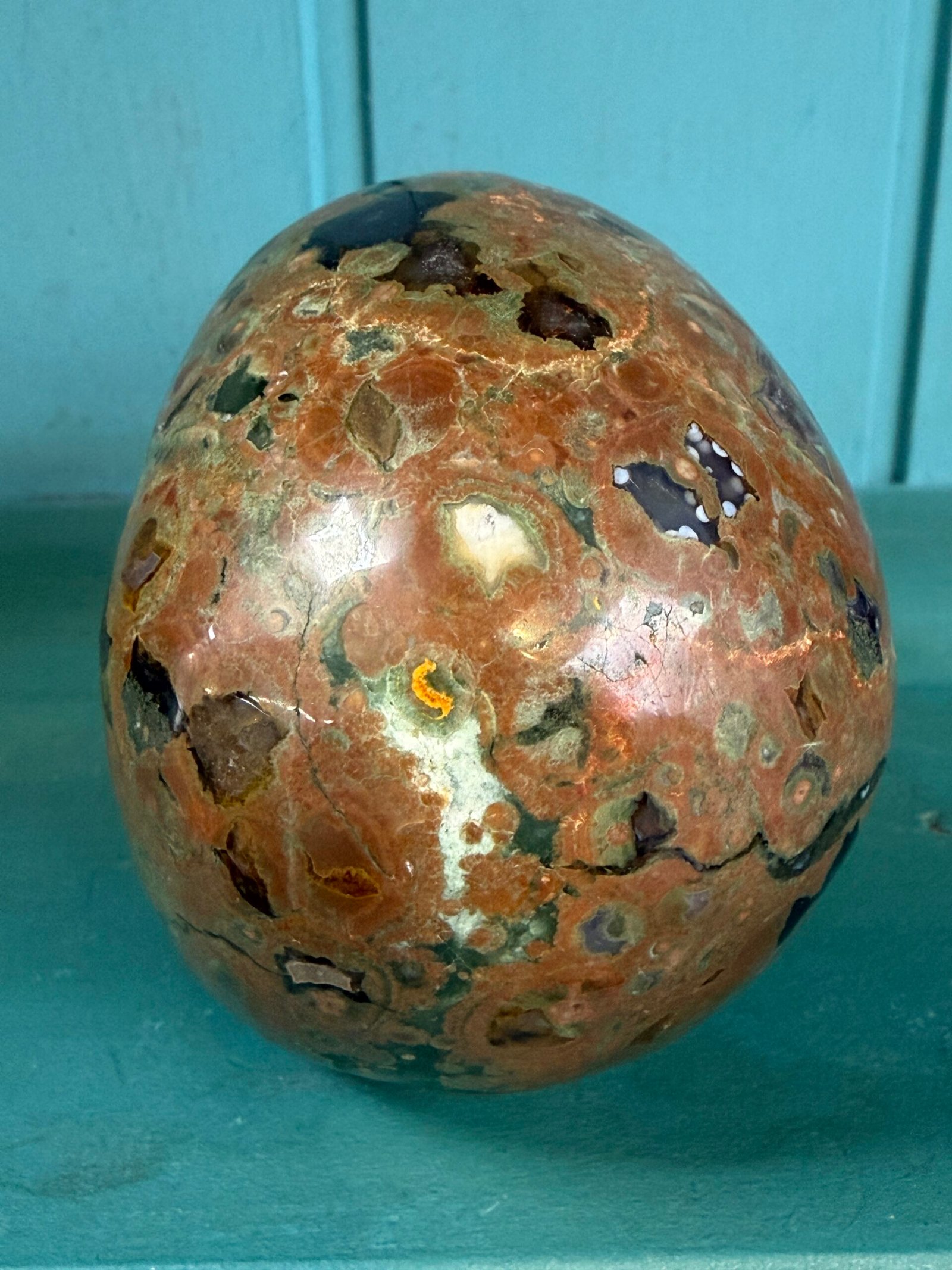 Rainforest Rhyolite Skull Carving - Image 4