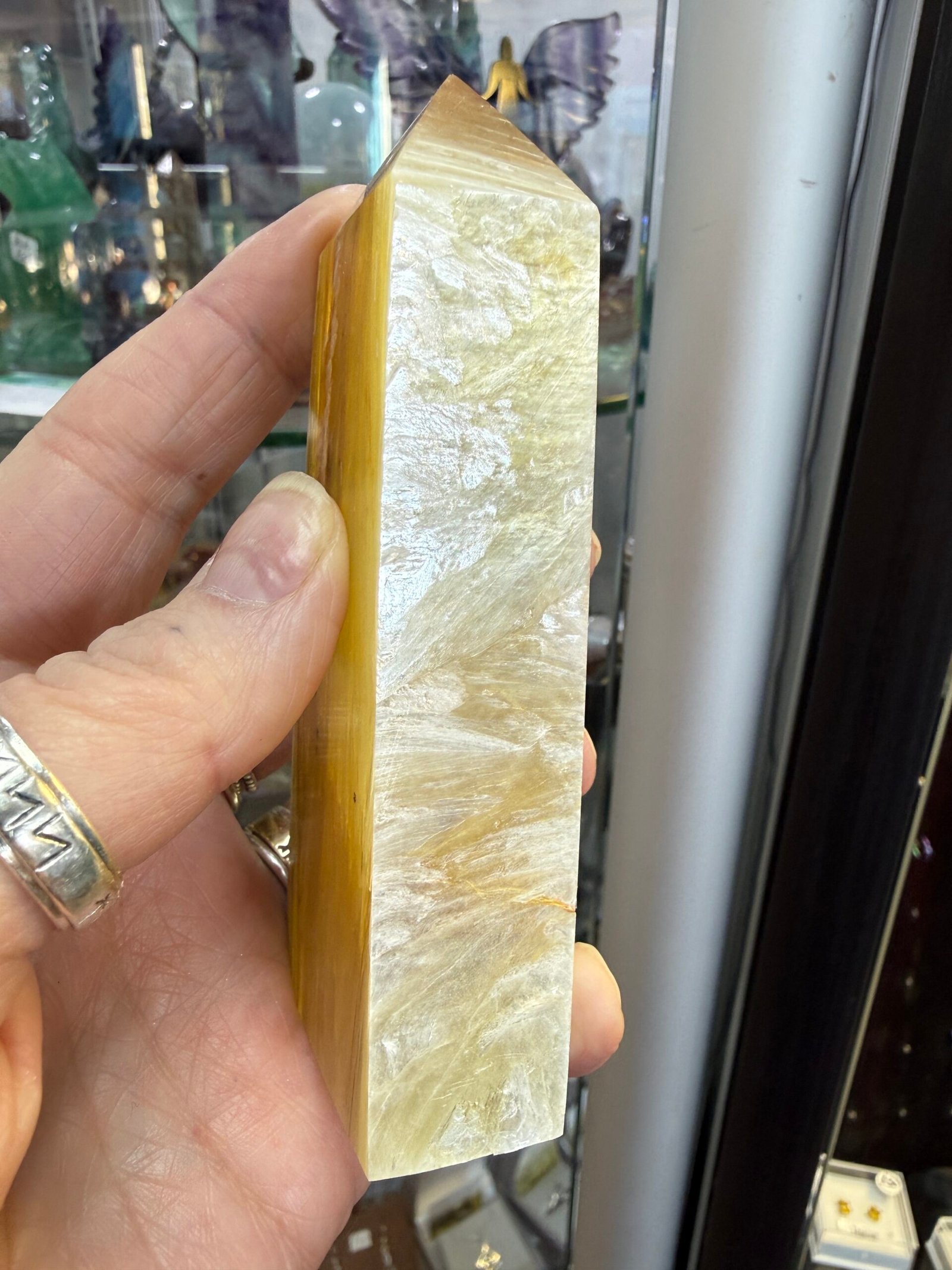 Golden Mica Tower - Image 3