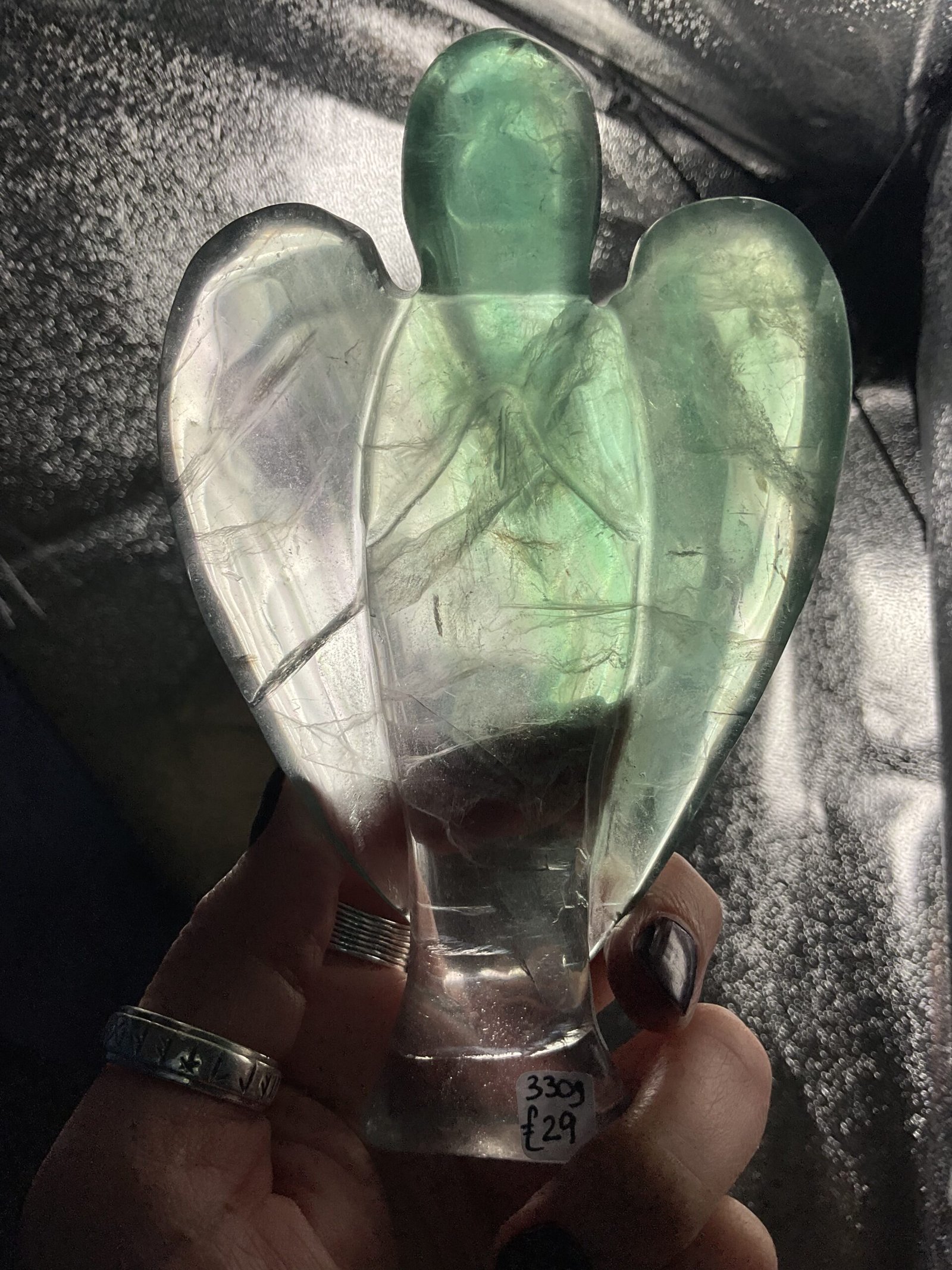 Fluorite Angel Carving - Image 4
