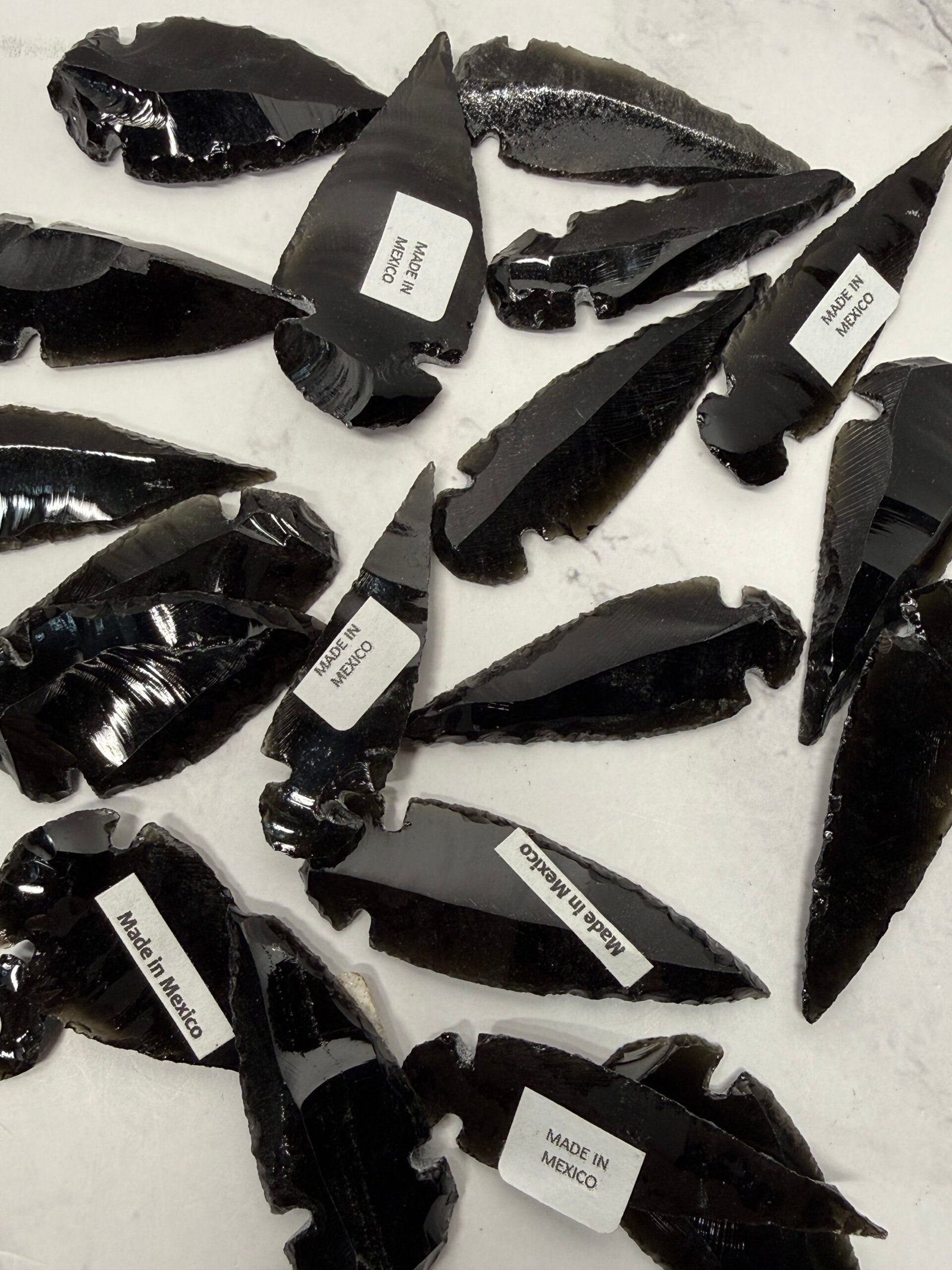 Obsidian Arrow Head Carving - Image 2