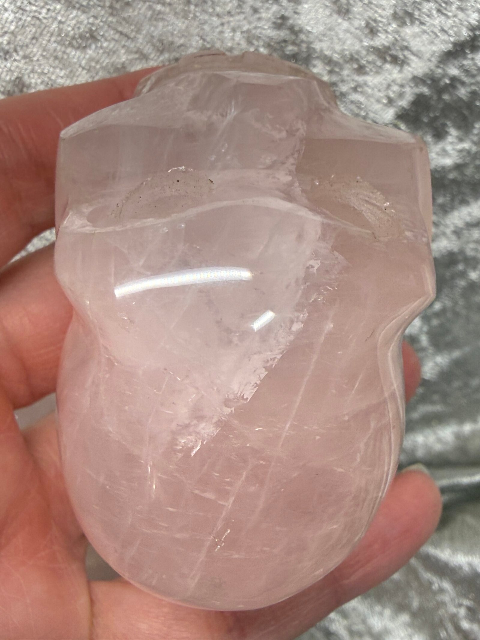 Hand Carved Rose Quartz Skull - Image 4