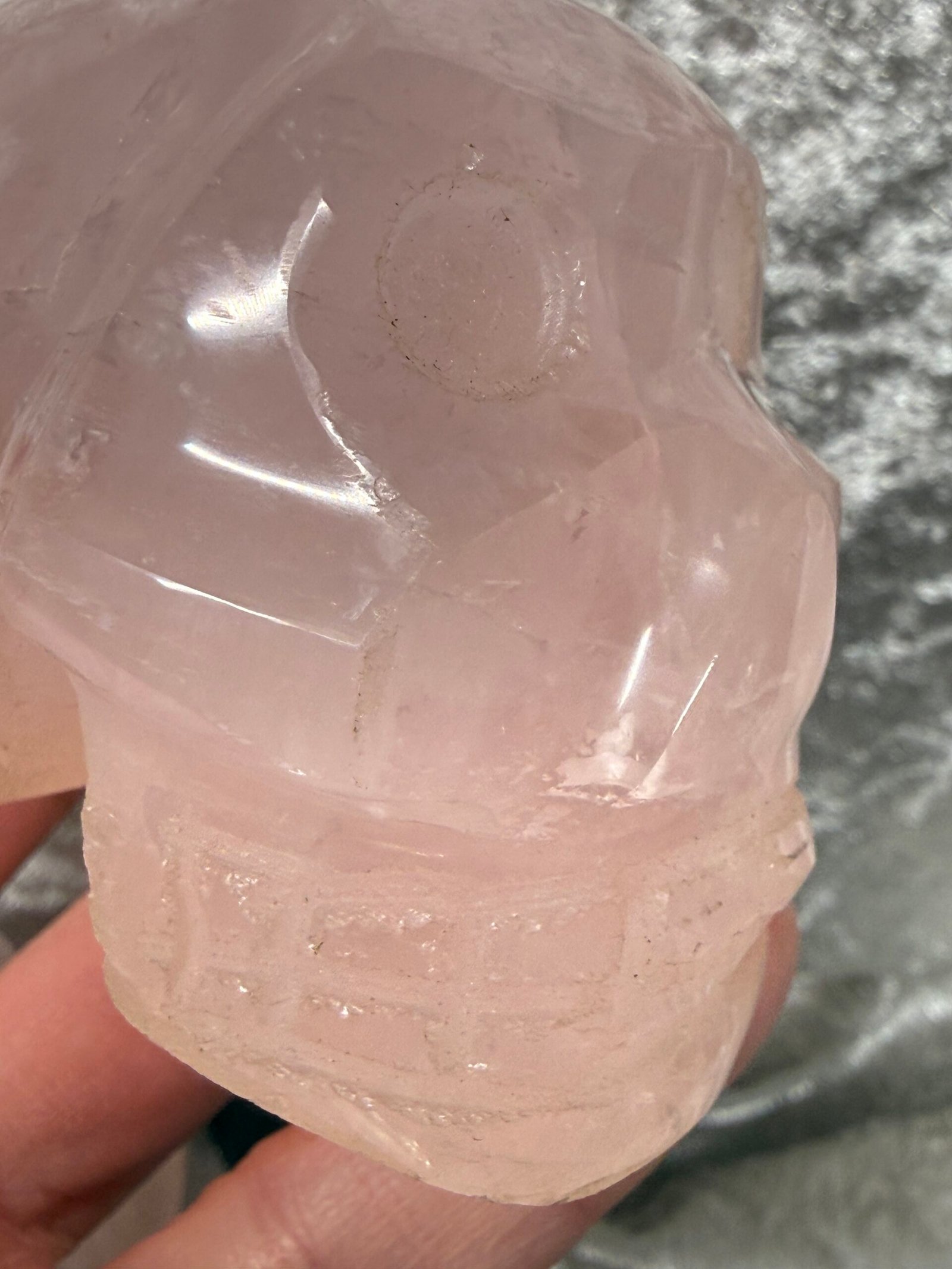 Hand Carved Rose Quartz Skull - Image 5