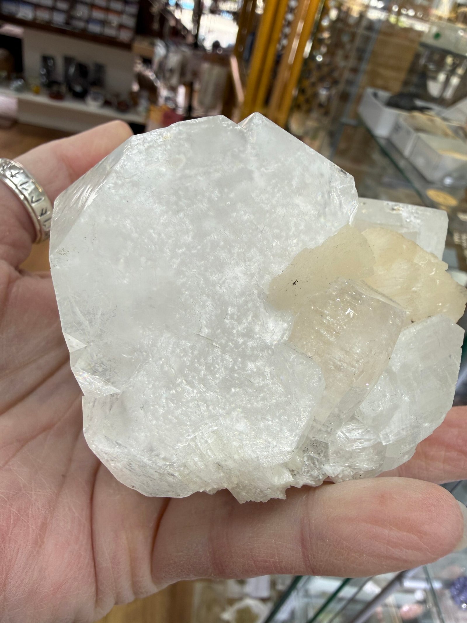 Apophyllite Specimen - Image 3