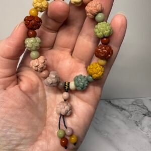 Alashan Agate Lotus Flower Bracelet