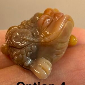Alashan Agate Lucky Three Legged Toad Carving