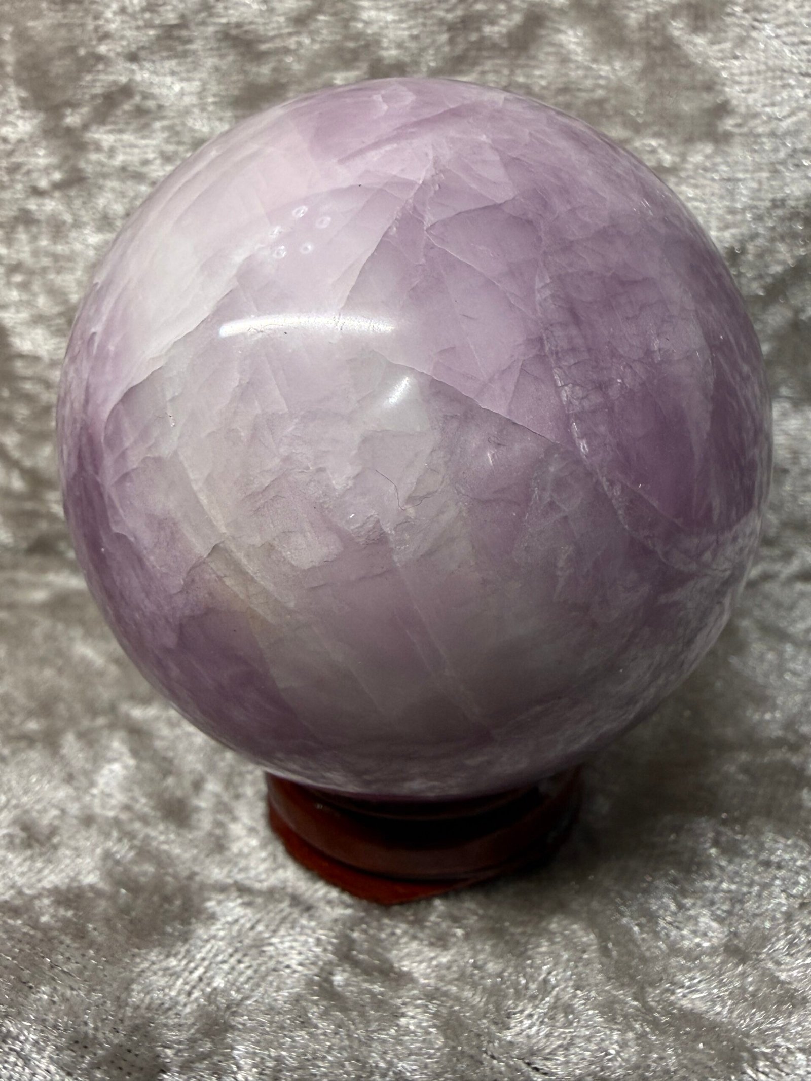Kunzite Sphere - Image 4