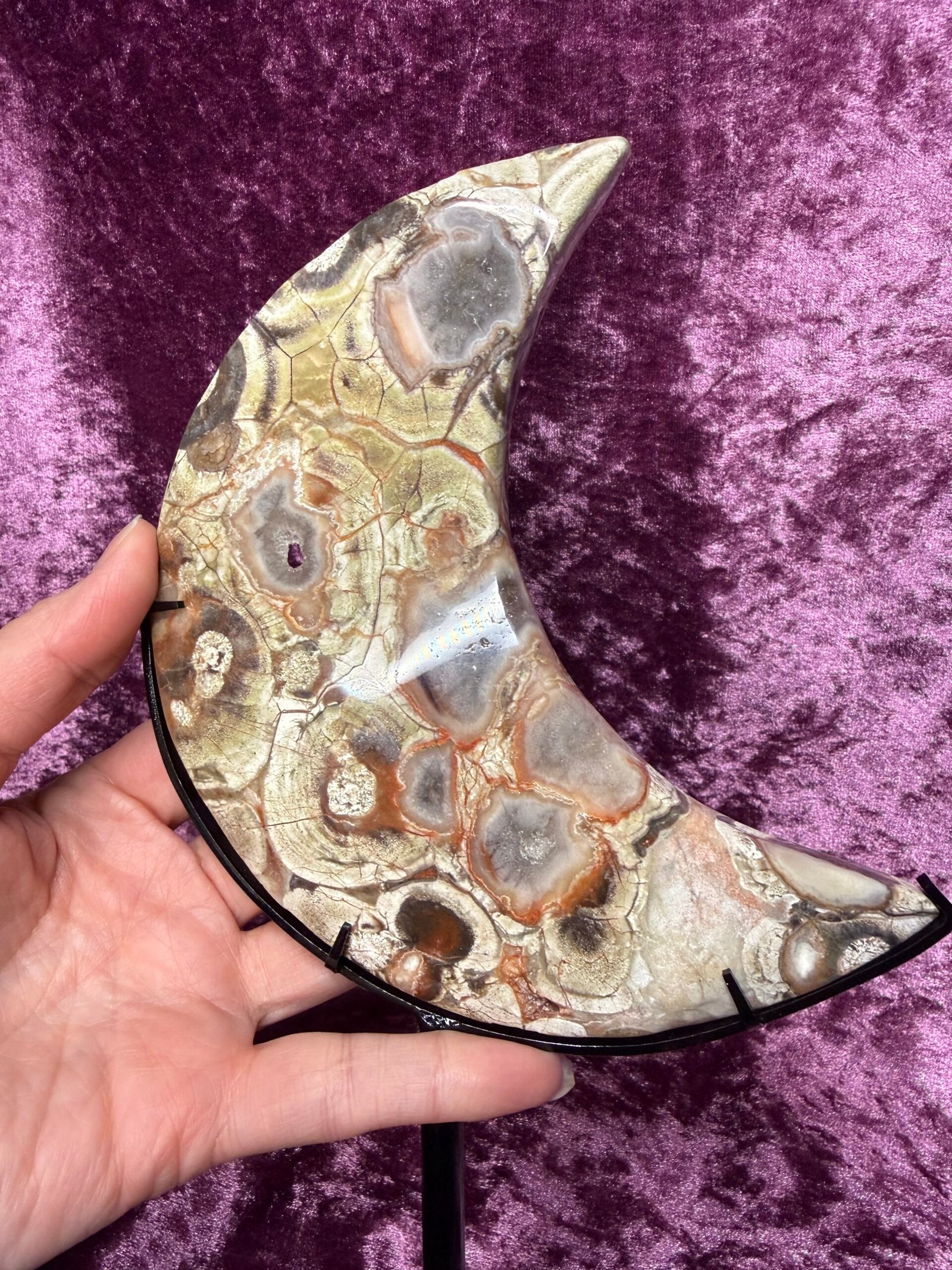 Money Agate Moon on Stand - Image 8
