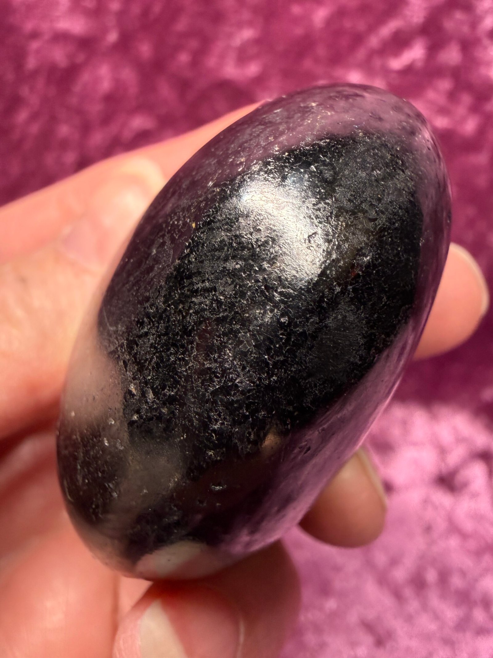 Black Tourmaline Palm Stone - Image 4