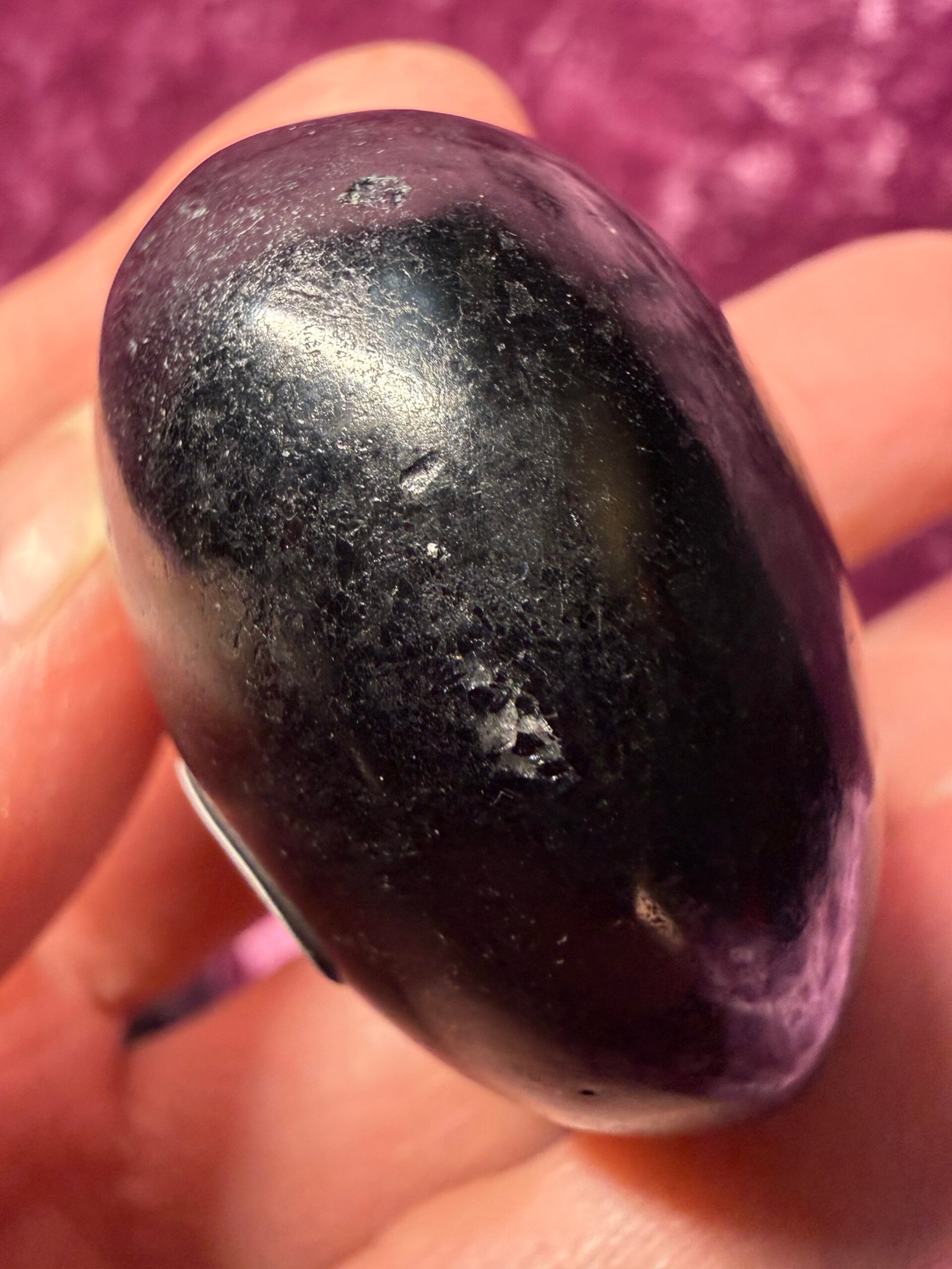 Black Tourmaline Palm Stone - Image 4