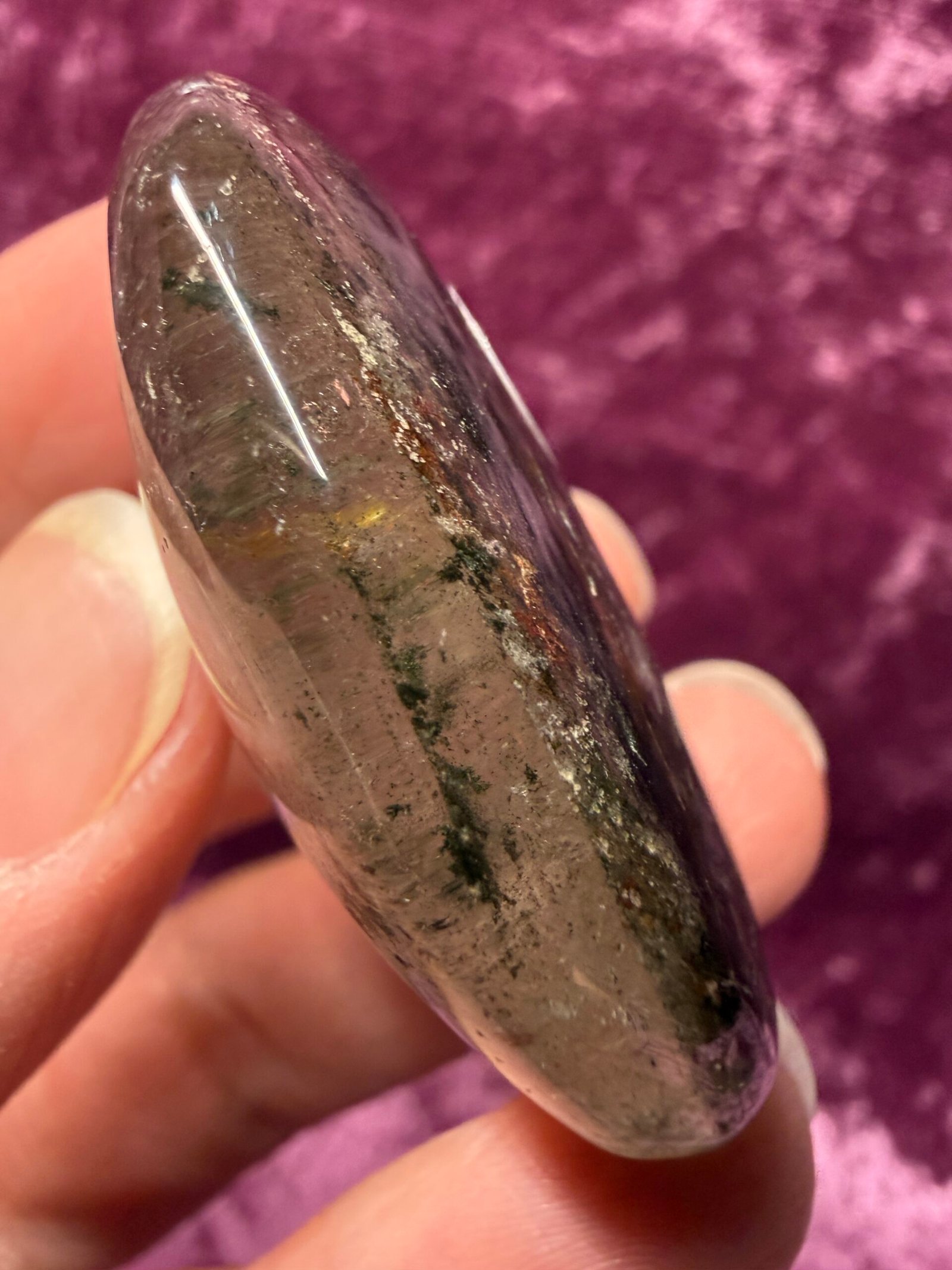 Garden Quartz (Lodolite) Palm Stone - Image 4
