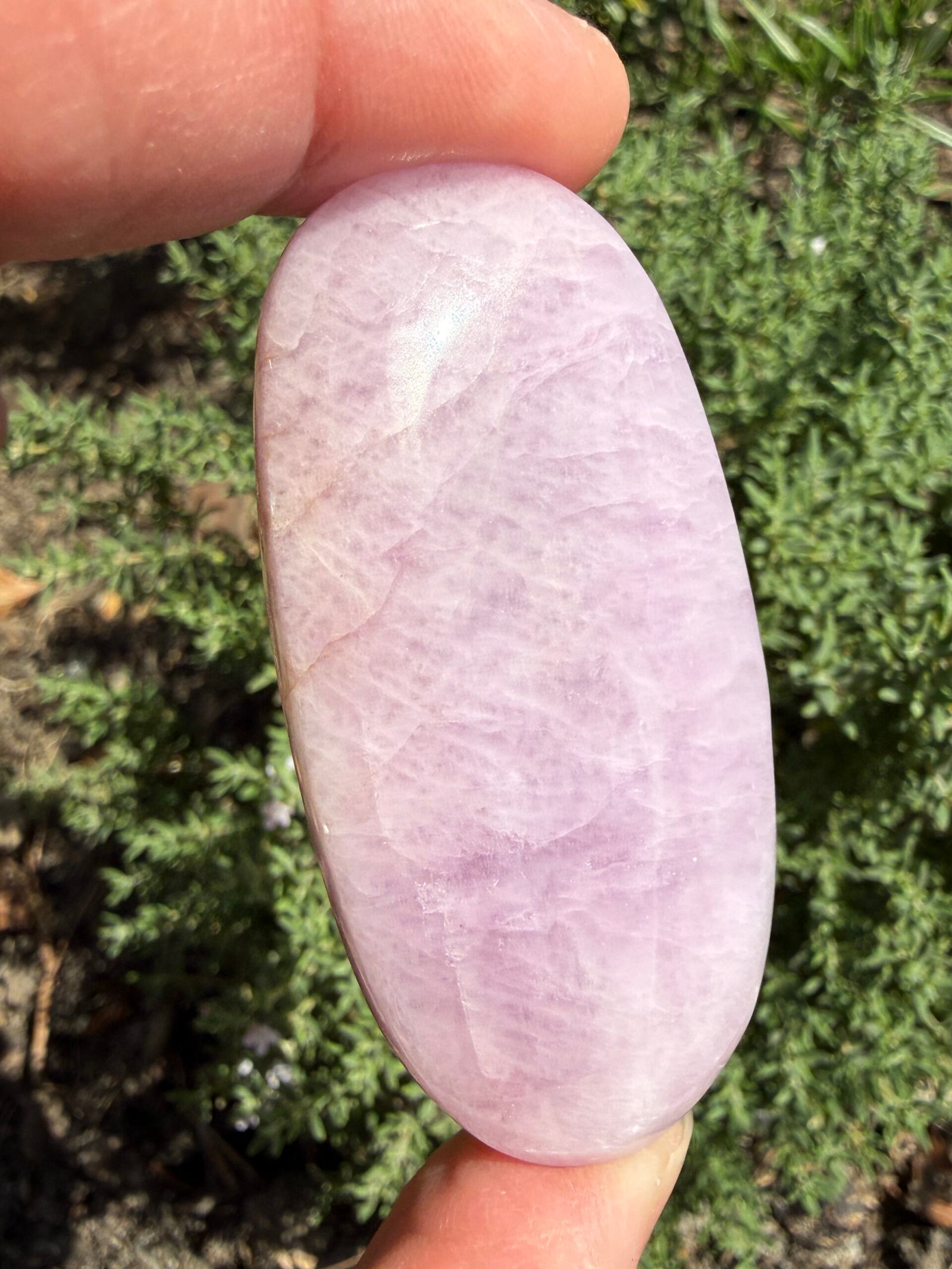 Kunzite Palm Stone - Image 6