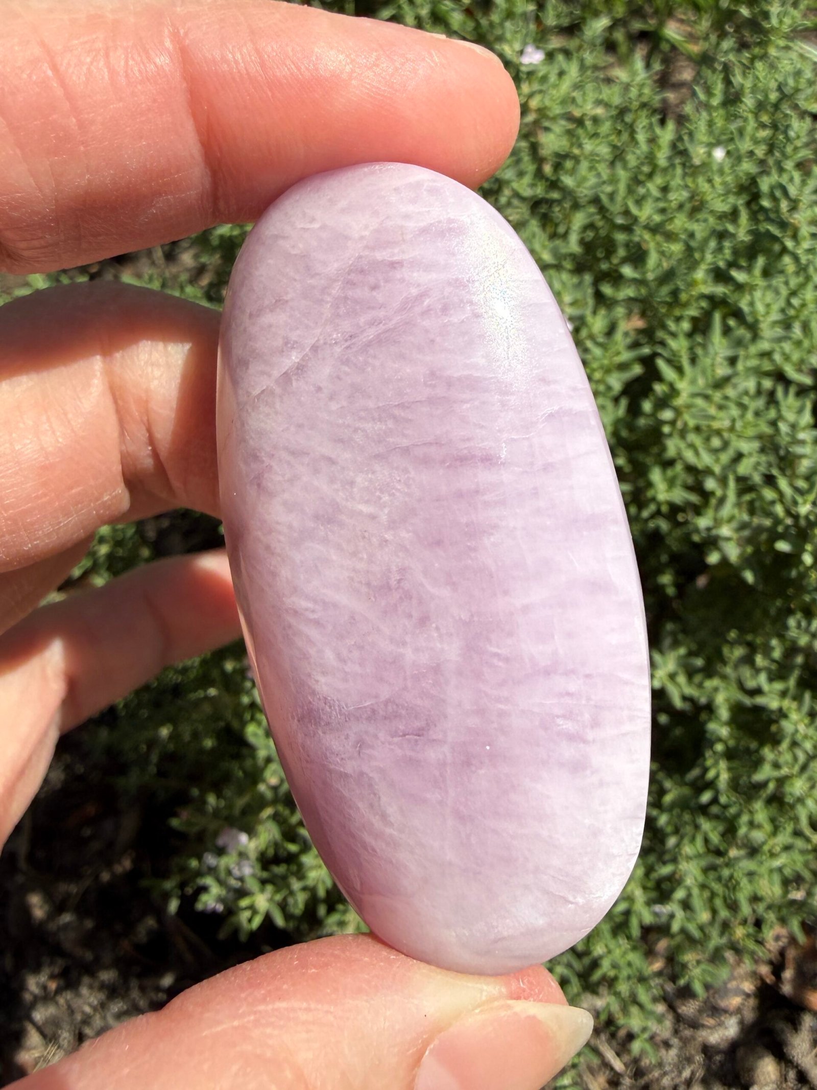 Kunzite Palm Stone - Image 7