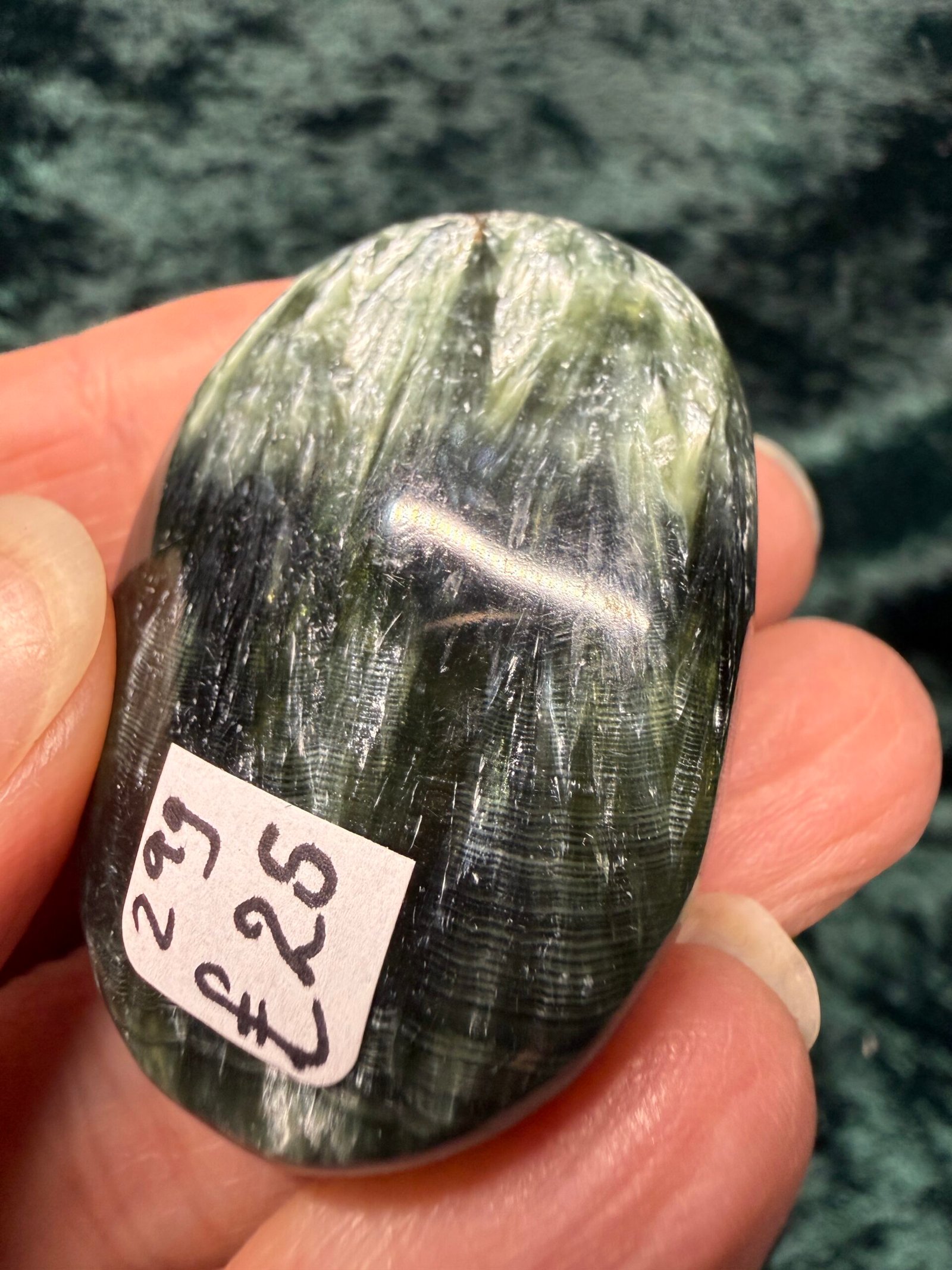 Seraphinite Palm Stone - Image 5