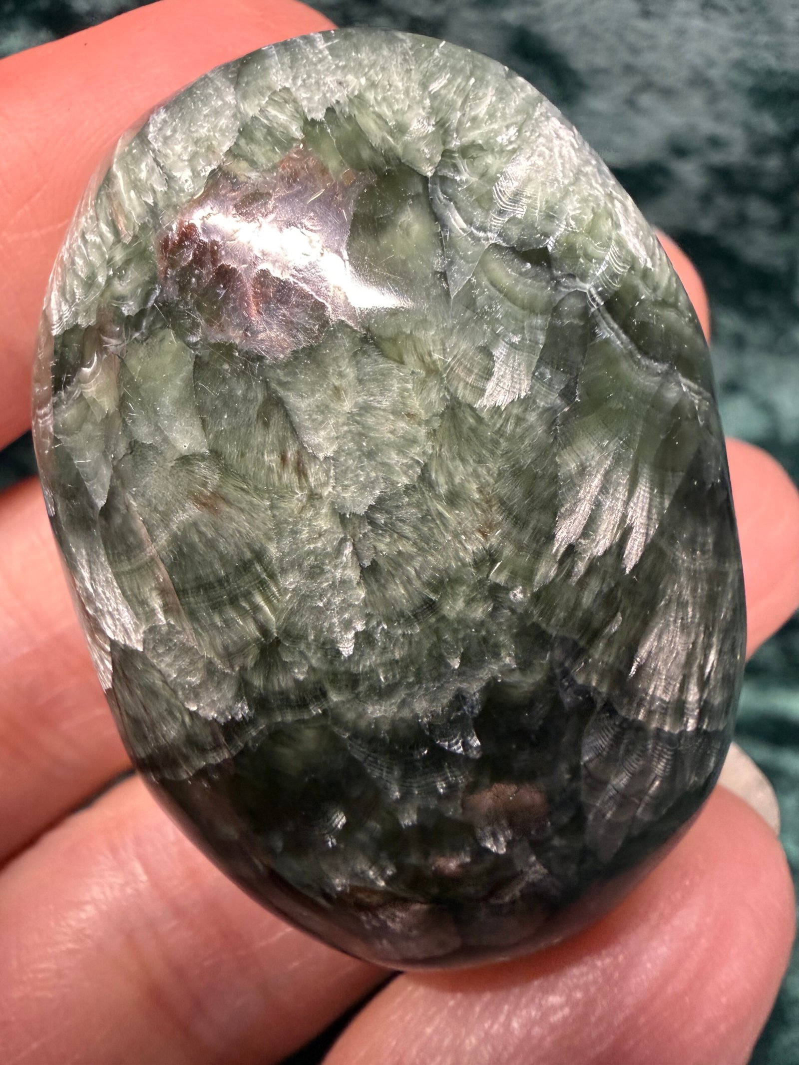 Seraphinite Palm Stone - Image 2