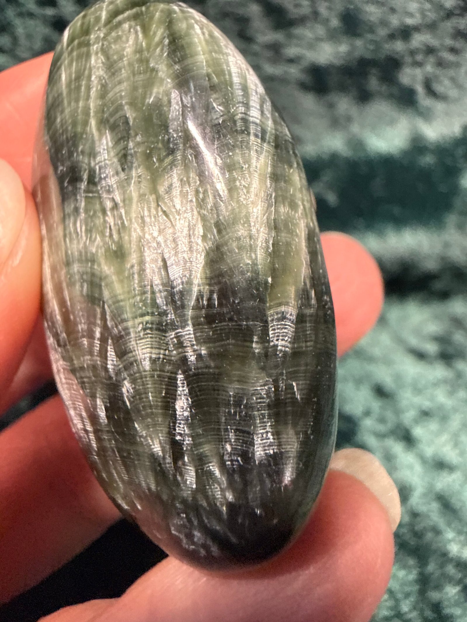 Seraphinite Palm Stone - Image 4