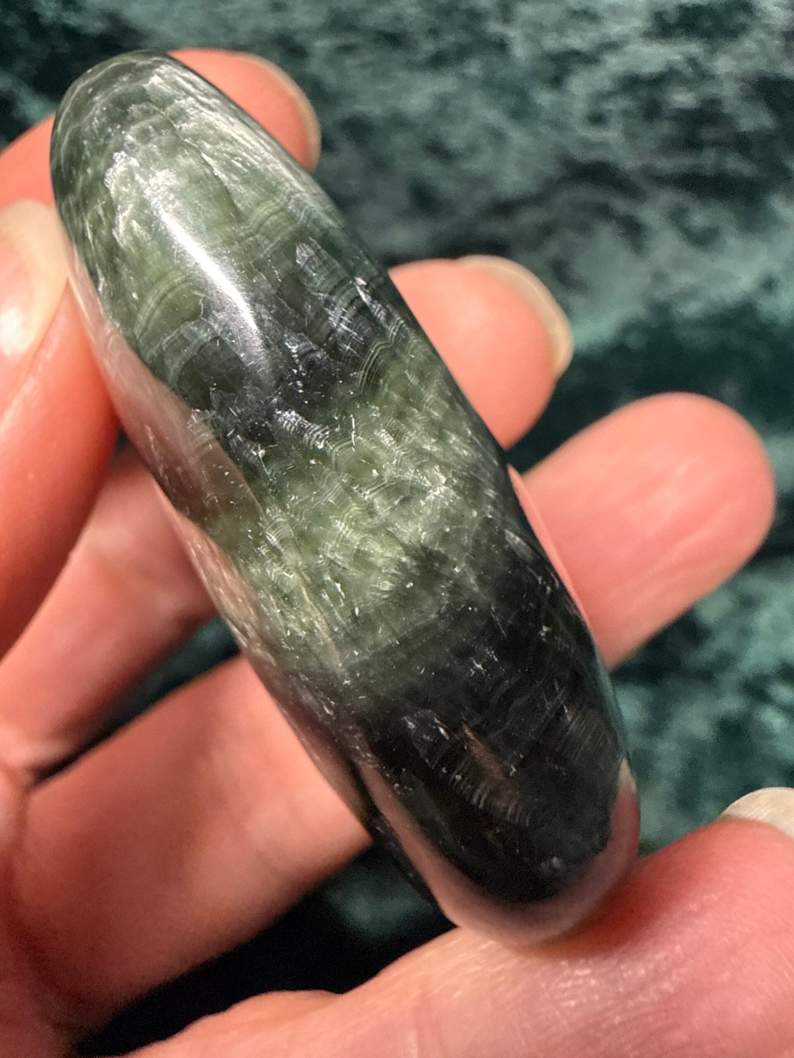 Seraphinite Palm Stone - Image 6