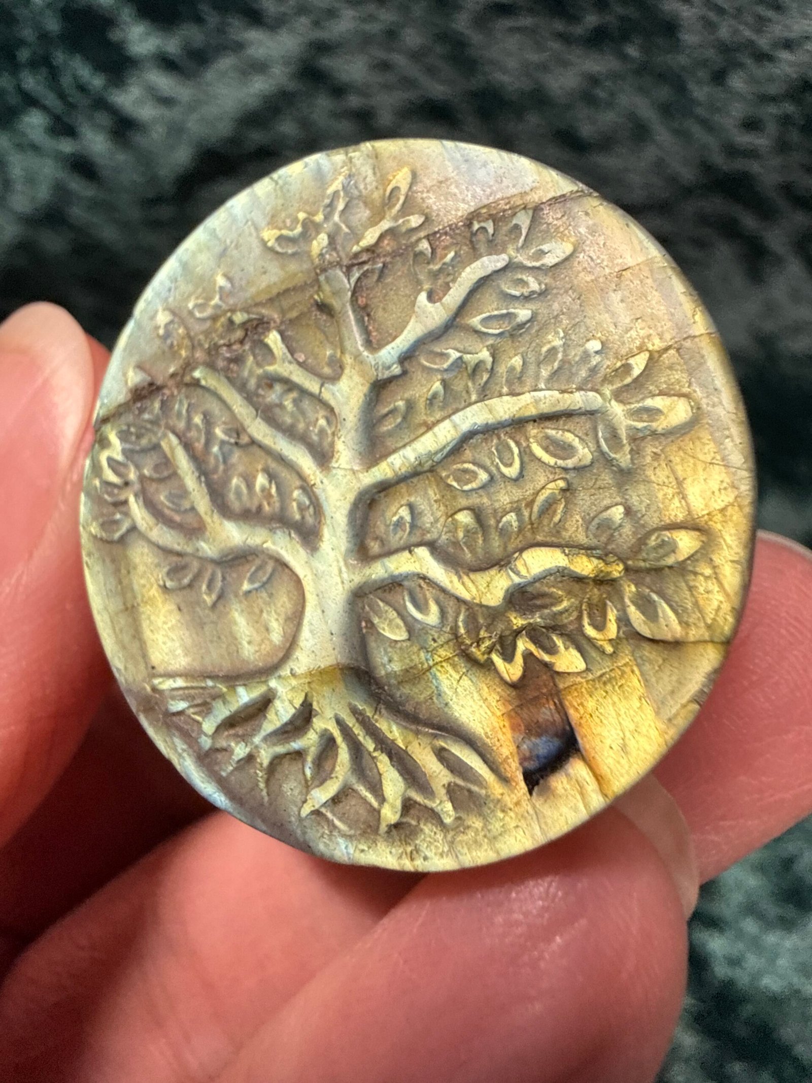 Labradorite Tree of Life Disc Carving - Image 6