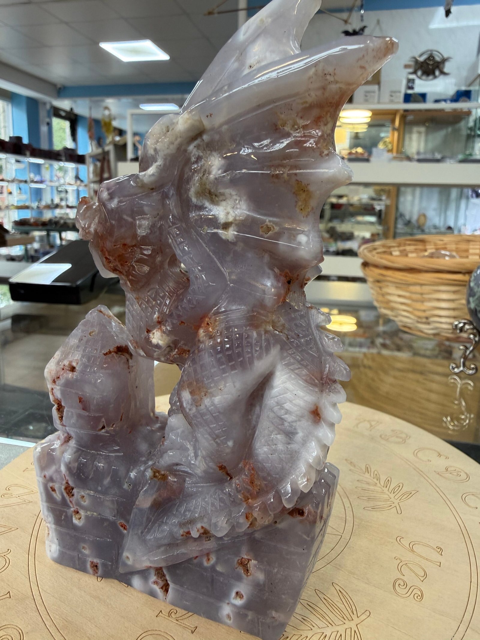 Flower Agate Dragon Carving - Image 3