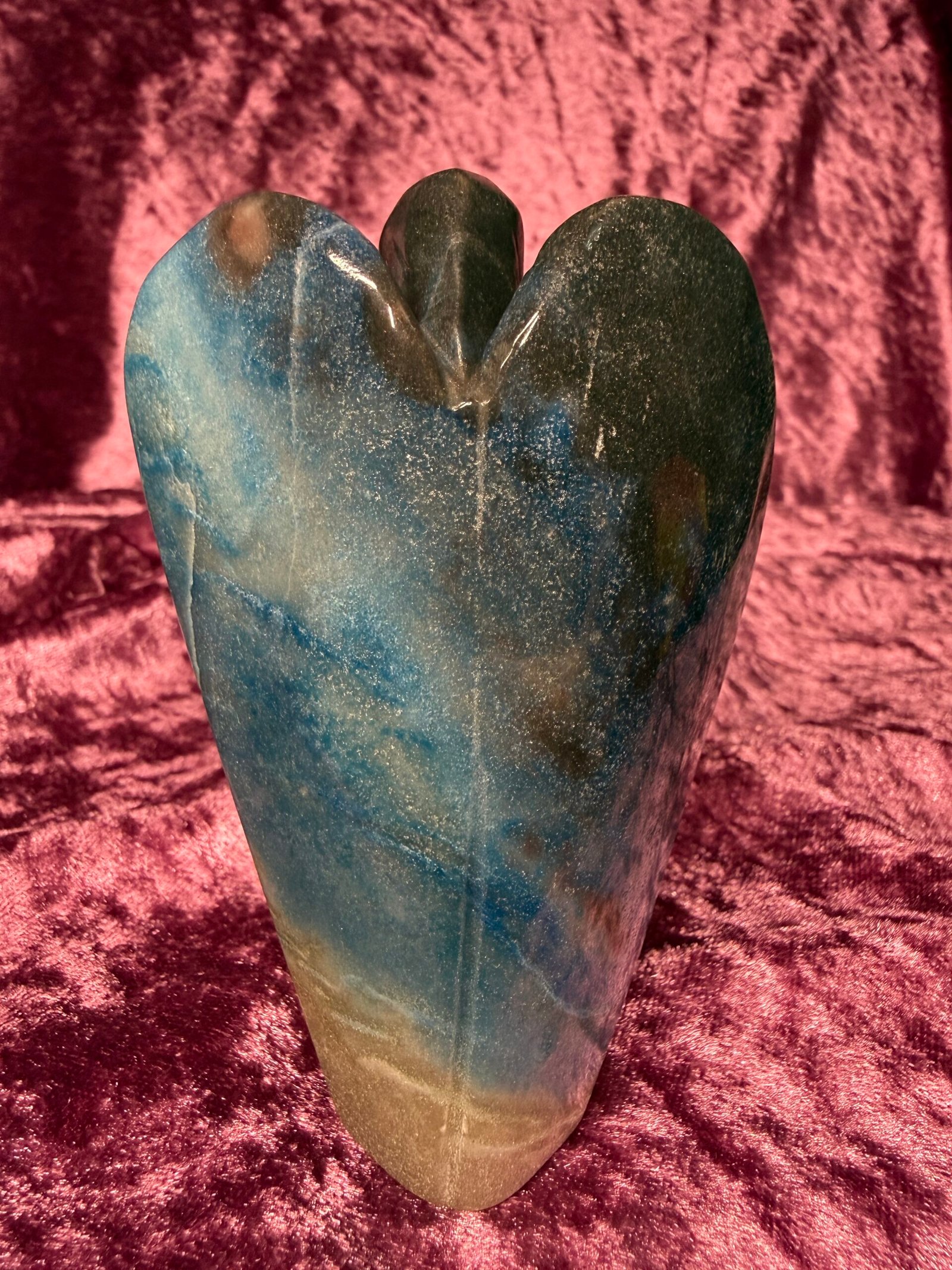 Trolleite Angel Carving - Image 2