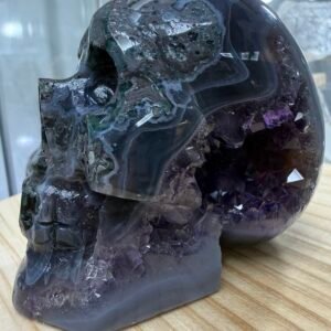 Amethyst & Agate Skull Carving